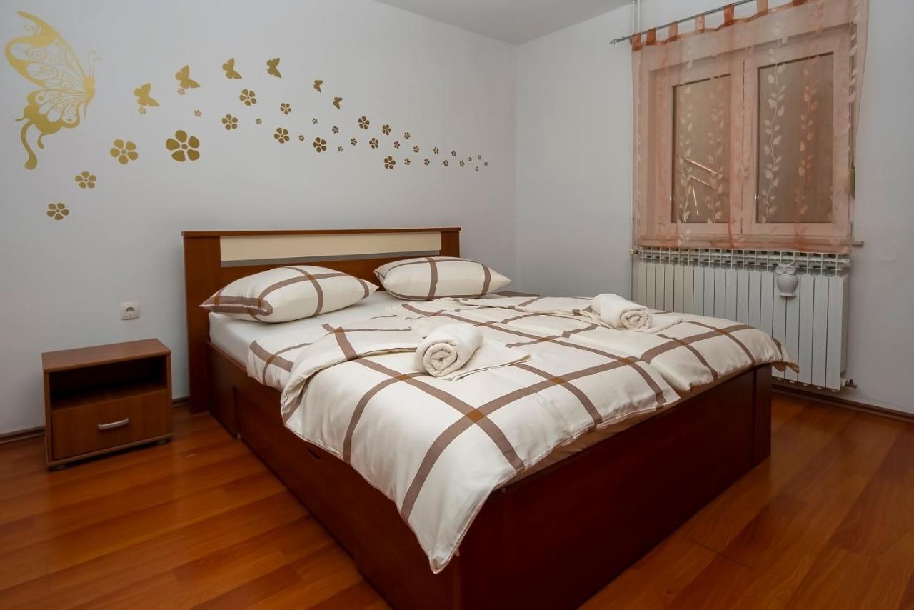 Apartman Mia Шибеник Екстер'єр фото